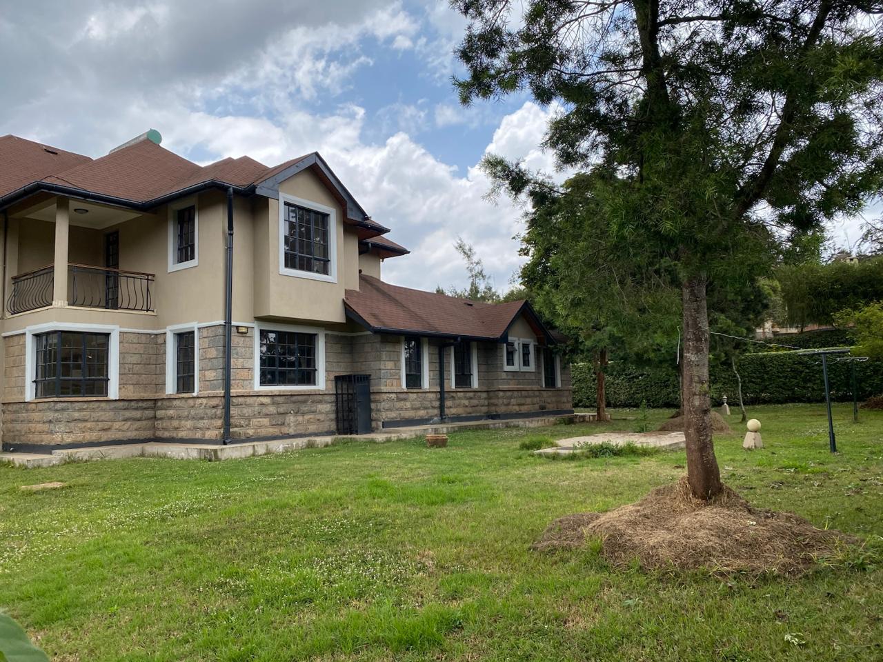4 Bedroom All-Ensuite Villa with Private Garden